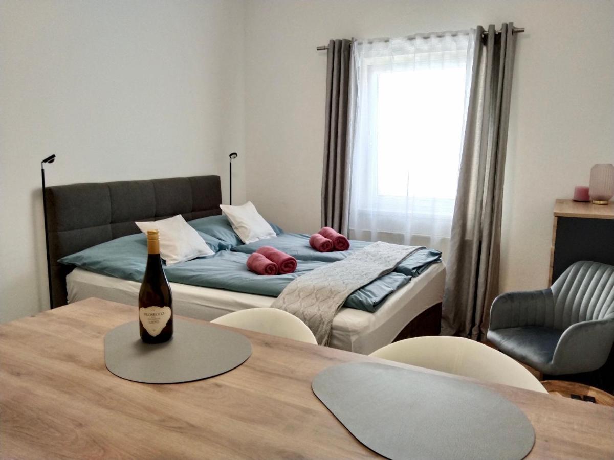 Air-Conditioned, Quiet Apartment - Center Of Sankt Poelten - Smart Tv 外观 照片